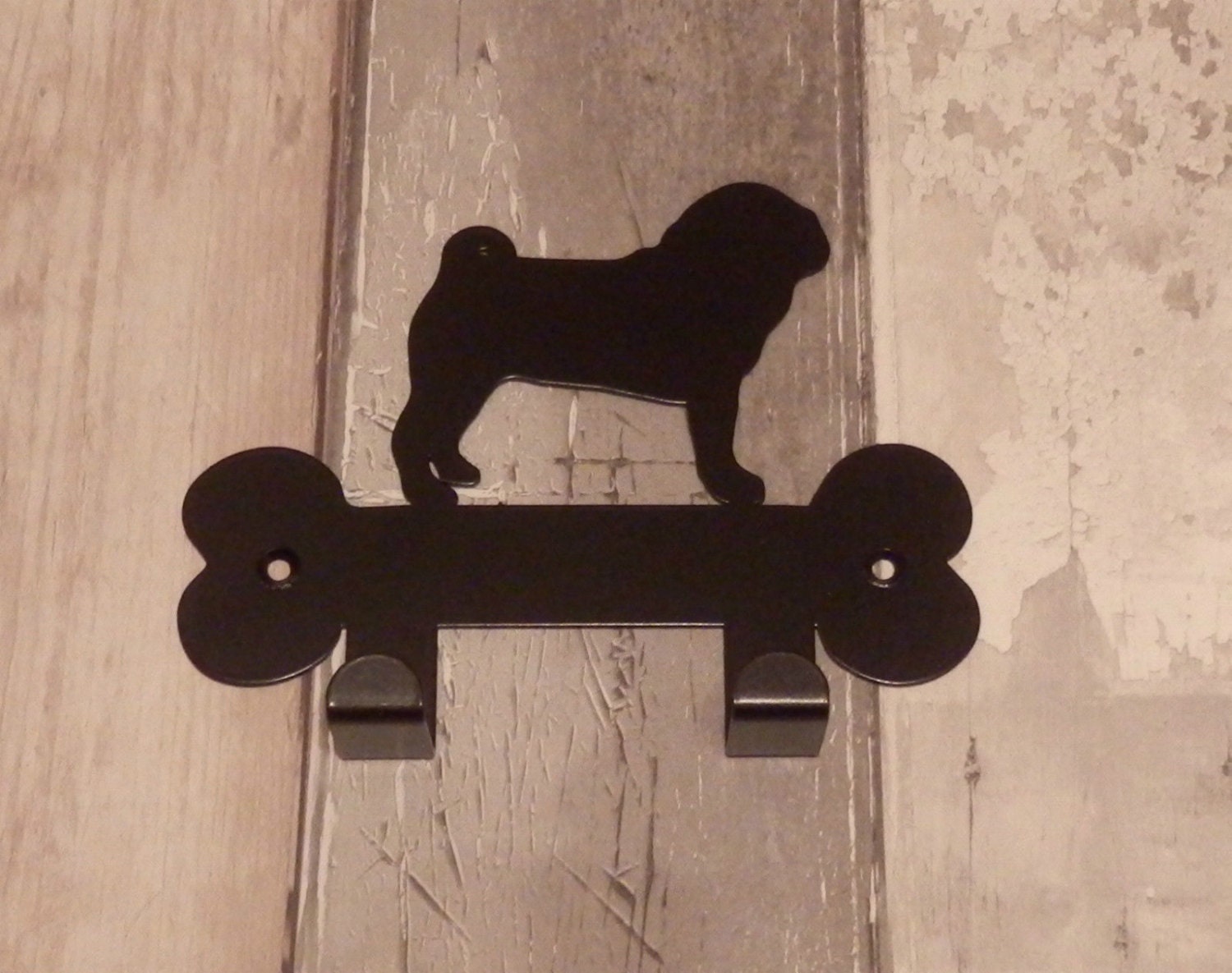  13 diseños de madera de grabado láser Pug perro Llaveros.última  intervensión 2 grabado personalizado Rectángulo.Madera llavero hecho de  madera real. : Productos para Animales