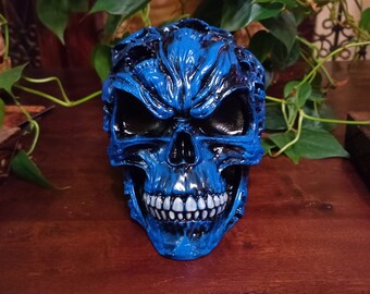 Skull of Screaming Skulls/Pewter Color Screaming Skull