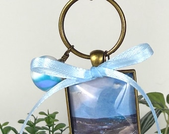 Purse Charm / Key Chain, Ocean Landscape, Lamp work swirl bead, Compass charm, Antique Gold