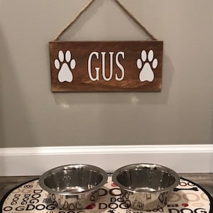 Dog Sign, Personalized Dog Sign, Pet Sign, Custom Pet Sign, Custom Dog Sign, Kennel Sign, Pet Gift, Dog Name Sign, Paw Print Sign