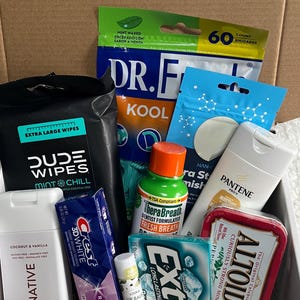 Confezione regalo per la cura del corpo di un ragazzo adolescente