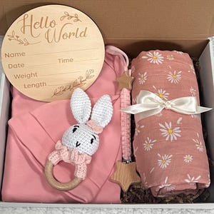 Baby Girl Gift Box; New Mom Gift Set; Baby Shower Gift for Girl