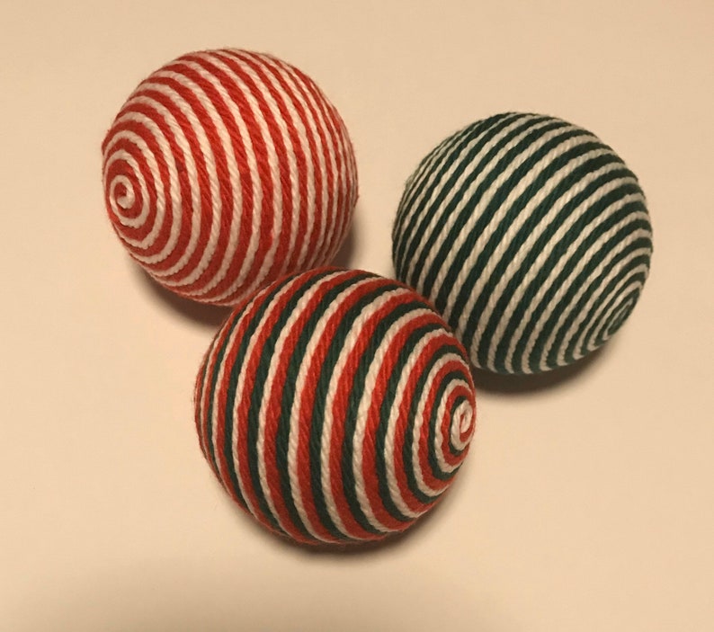 Red Green and White Decorative Yarn Balls Decorative Balls Etsy