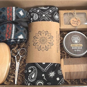 Men's Self-Care Gift Box: Beard Grooming Set, Cozy Socks, Lavender Eye Pillow