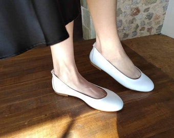 Wedding shoes, White wedding flats , wedding ballet flats, wedding shoes with ribbons