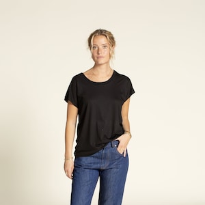 Easy T-shirt sewing pattern and projector file | EASY sewing pattern for beginners| Sizes 2XS-4XL