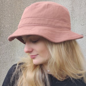Bucket hat PDF sewing pattern, projector file, and video tutorial, Safari hat sewing pattern, instant download