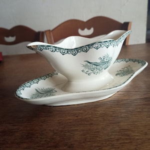 Saint-Amand porcelain, gravy boat with Muguet decoration