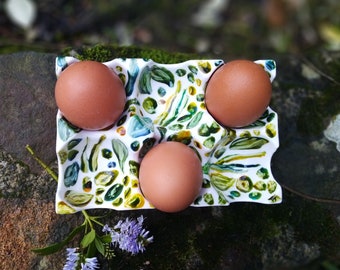 Porcelain green egg display, kitchen storage for eggs, egg tray