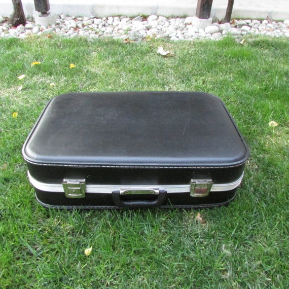 Black travel suitcase - Retro suitcase - Artificia