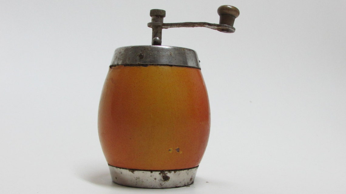 Vintage Wooden Pepper Grinder / PEPPER MILL GRINDER / Rustic Etsy