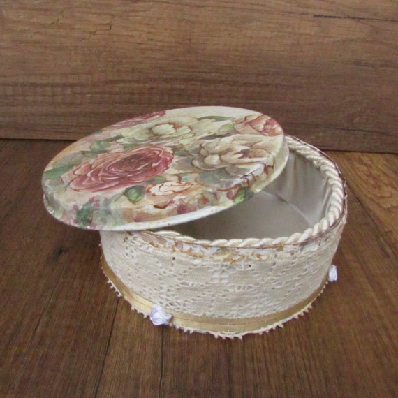 Shabby Decoupage Tin Jewelry Box Old Jewelry Box Vintage Etsy