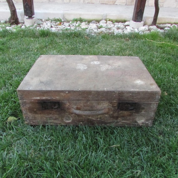 Old wooden suitcase - Vintage wooden suitcase - An
