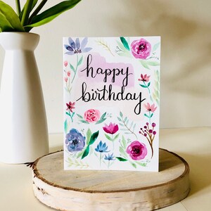 Happy Birthday Card - Roses aquarelles - Fleurs aquarelles - Carte de vœux florale - Carte botanique - Belle carte, Calligraphie moderne