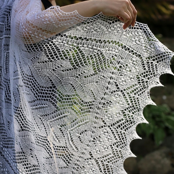 Free Shipping Hand Knitted Romantic White Lace Shawl "New Prince"