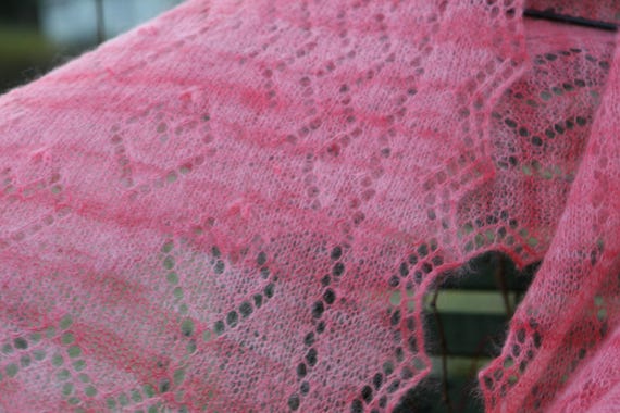 Knitting PATTERN for lace shawl | Pink Dream | Soft mohair silk lace wrap. Booklet contains tutorials, simple charts. Very easy to knit PDF