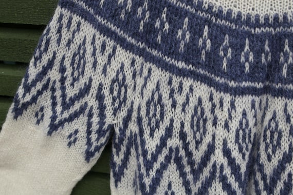 Hand Knitted Icelandic Sweater | NORDIC NIGHTS | Mohair Lambwool Wrap, Ready-Made