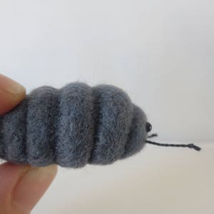 Felted PILL BUG woodlouse beetle desk buddy keepsake Mother's Day gift stocking stuffer party favor immagine 5