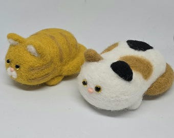 Needlefelted cute loaf cat keepsake