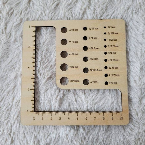 Quadratische Gauge Swatch und Stricknadelgröße Messblock, Stricklehre messen imperiales und metrisches Messwerkzeug, Strickzubehör