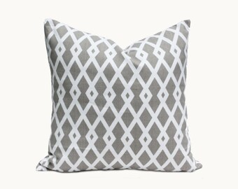 Graphic Fret Pillow Cover - Taupe & Cream White 18 x 18
