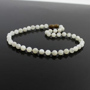 Moonstone Gemstone Necklace 6 mm Beads White Jewelry Knotted Choker for Men Women Halskette aus Mondstein collier pierre de lune