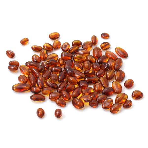 Loose Amber Beads, Drilled, Polished Cognac Color, Bean Shape, TipTopEco | Jantárové korálky | Jantarne kroglice