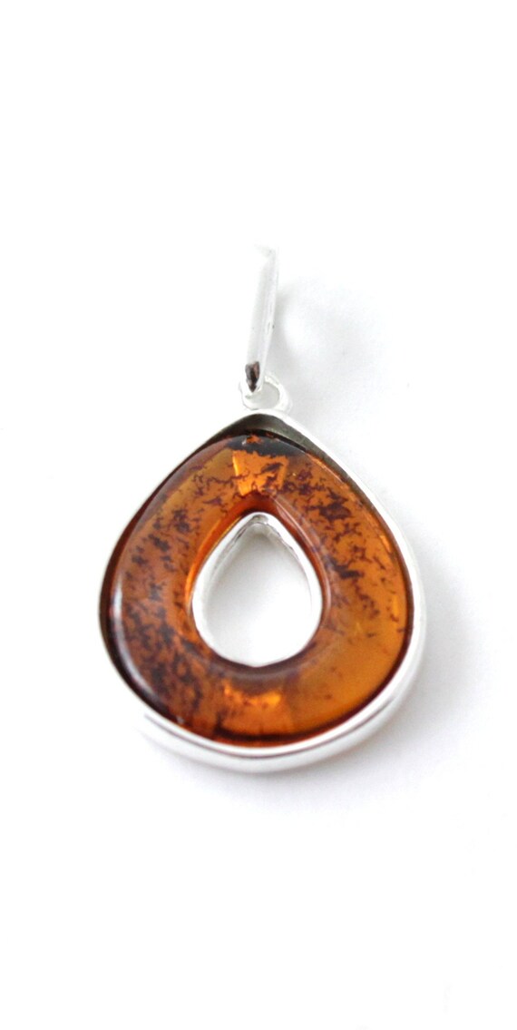 Pendentif en ambre de la mer Baltique (réf pa7) | Cœur de Pierres