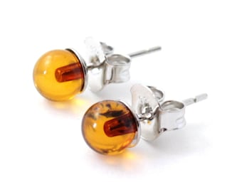 Amber Stud Earrings, Round, Cognac, 4 mm, Jewelry, With Sterling Silver, Studs, Minimalist, Small, orecchini in ambra, Bernstein Ohrringe