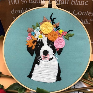 Kit de bordado de perro encantador, kit de bordado de pintura de dibujos animados para principiantes, kit de bordado de mano, patrón de bordado de flores, kit de bordado DIY