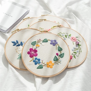 DIY Floral Embroidery Kit: Beginner Hand Embroidery Hoop Art