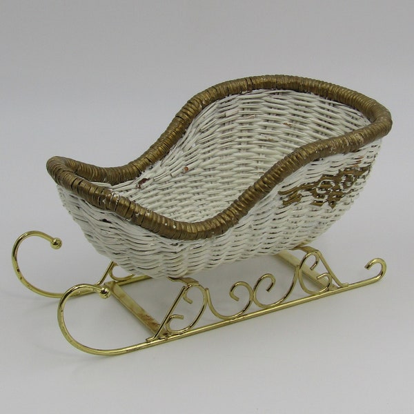 Diy metal runners for christmas sleigh