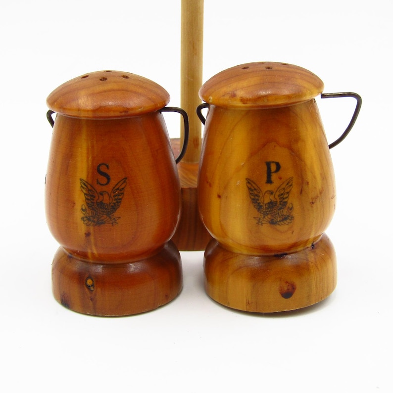 Salt and Pepper Shaker Set - Thumbnail 4