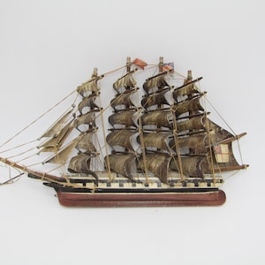 Vintage Wood Sailing Ship Replica 1887 County Linlithgow Tall 4 Mast Iron Vessel Model Flying British Merchant Navy St Georges Ensign Flag