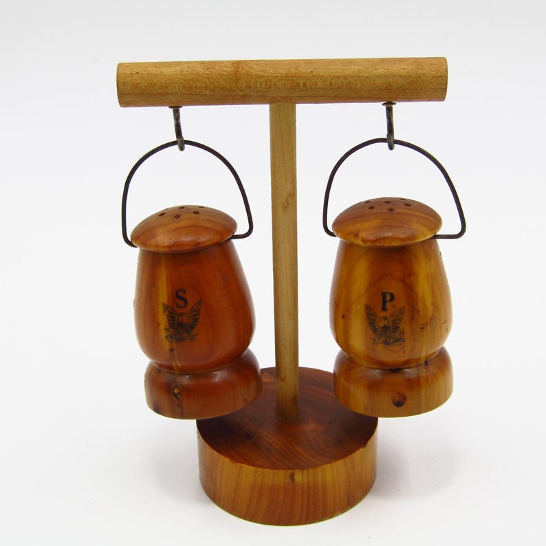 Salt and Pepper Shaker Set - Thumbnail 3