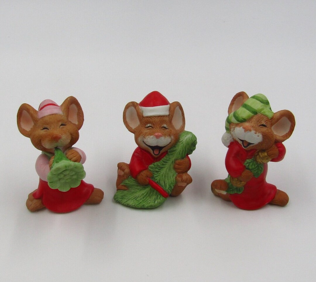 Vintage Christmas Mice Figurines Pajama Outfit Set of Figurines Ceramic