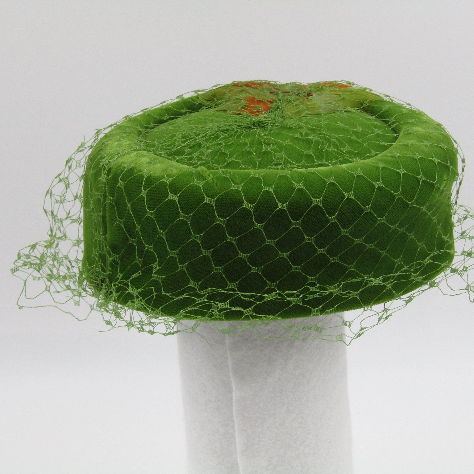 Vintage Pillbox Hat With Netting Veil Green Velvet Velour Etsy