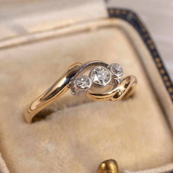 3 diamond twist ring deals