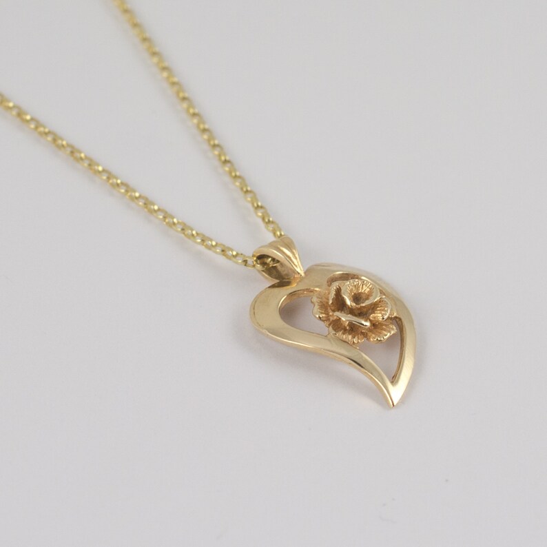 Rose Heart Pendant Necklace 9 Carat Yellow Gold