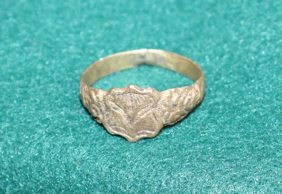 Fantastic Bronze Vikinging Shield Shaped Ring, Wo… - image 5