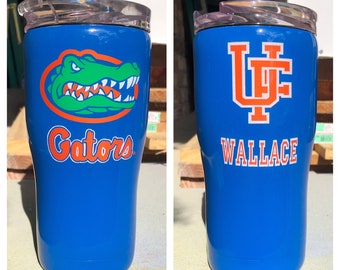 Vaso inspirado en la universidad
