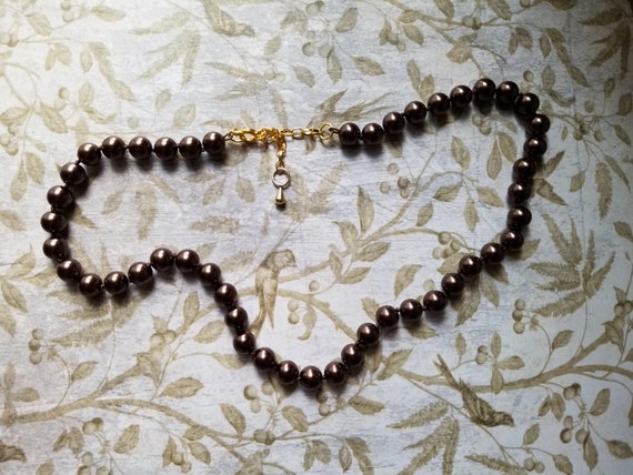 Vintage 8mm Brown Choker Knotted Glass Pearls. Fa… - image 10