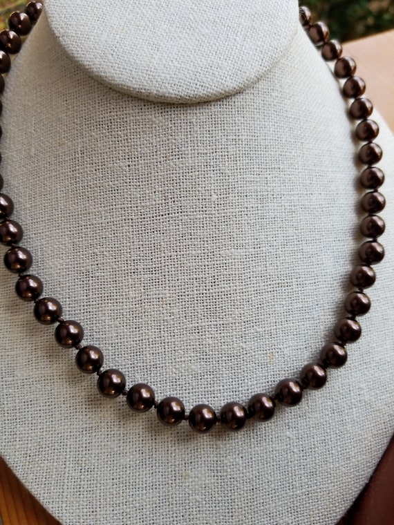 Vintage 8mm Brown Choker Knotted Glass Pearls. Fa… - image 4