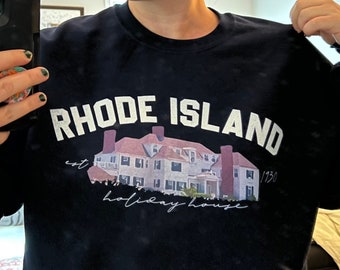 RHODE ISLAND Holiday House - The Last Great American Dynasty - Heavy Blend Crewneck Sweatshirt