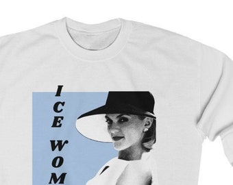 Ice Woman - Meredith Blake - The Parent Trap - Heavy Blend Crewneck Sweatshirt