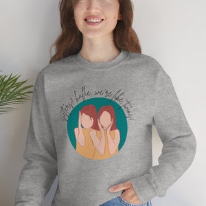 Sisters? We&#39;re Like, Twins! Parent Trap, Hallie and Annie, Minimalist Drawing, Vintage Feel, Unisex Heavy Blend Crewneck Sweatshirt