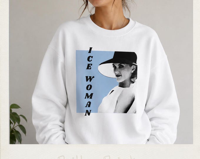 Meredith Blake, Ice Woman, Parent Trap Inspired, Parker Knoll, Camp Walden, 90s Movie,  Heavy Blend Crewneck Sweatshirt