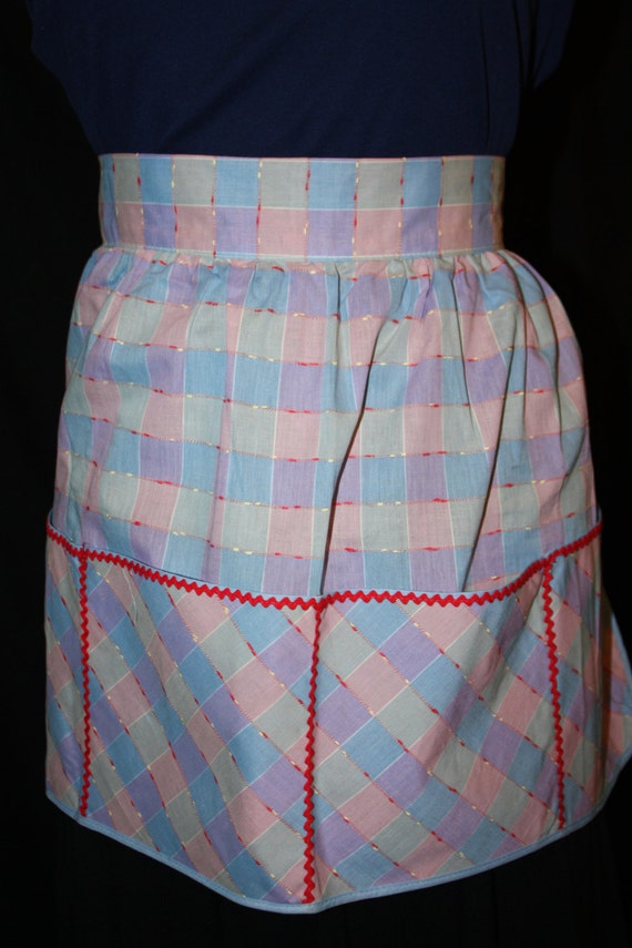 New vintage pastel plaid apron - image 3