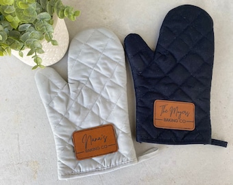 Personalized Christmas Gift | Custom Oven Mitt | Personalized Gifts For Her | Grandma Gift | Housewarming Gift | Wedding Gift | Gift For Mom