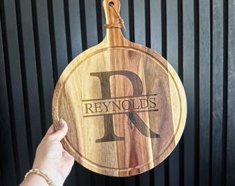 Personalized Acacia Cutting Board, Wedding Couple Gift, Engraved Wood Board, Bride Gift, Custom Cutting Board, Personalized Gift for Couples